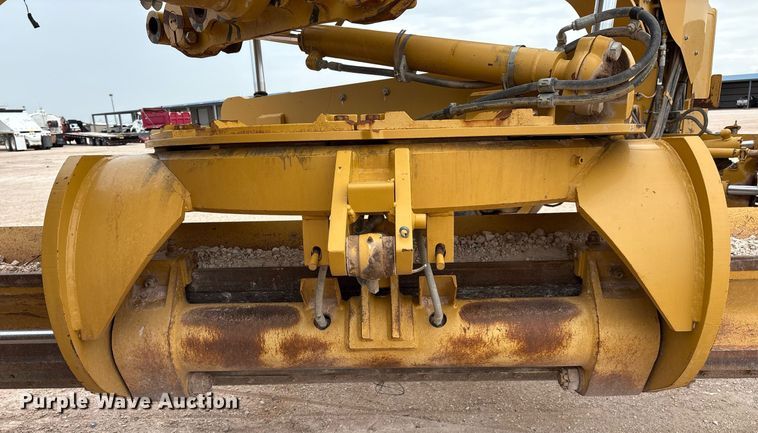 image for item EL2143 2011 Caterpillar 160M2 VHP Plus motor grader