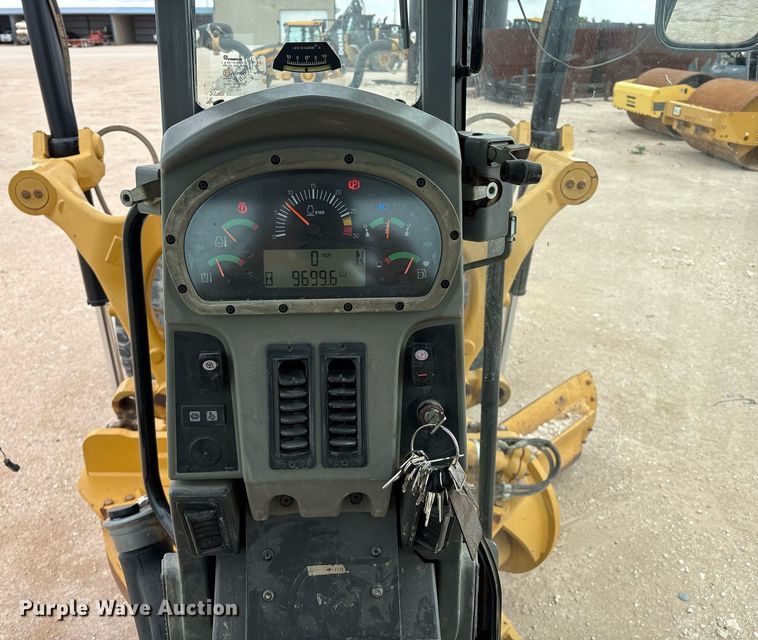 image for item EL2143 2011 Caterpillar 160M2 VHP Plus motor grader