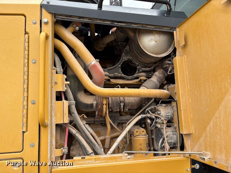 image for item EL2143 2011 Caterpillar 160M2 VHP Plus motor grader