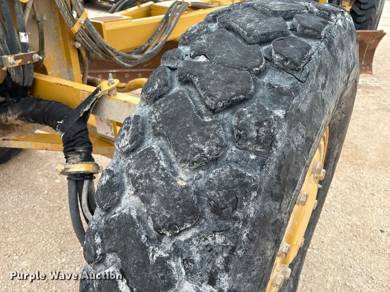 image for item EL2143 2011 Caterpillar 160M2 VHP Plus motor grader