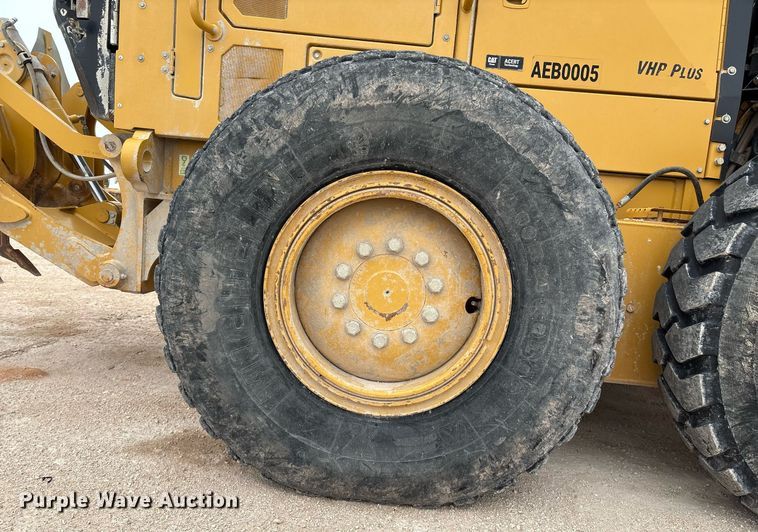 image for item EL2143 2011 Caterpillar 160M2 VHP Plus motor grader