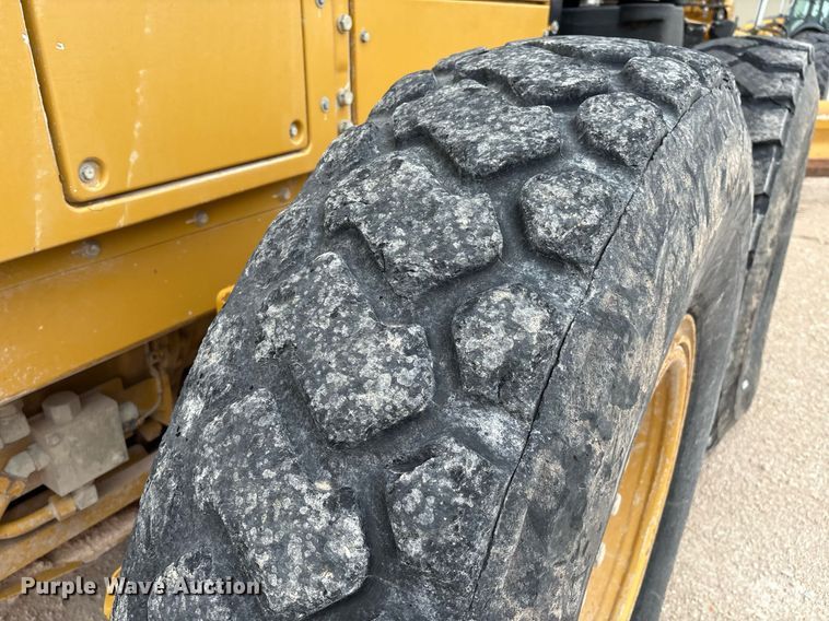 image for item EL2143 2011 Caterpillar 160M2 VHP Plus motor grader