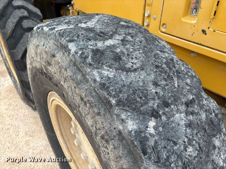 image for item EL2143 2011 Caterpillar 160M2 VHP Plus motor grader