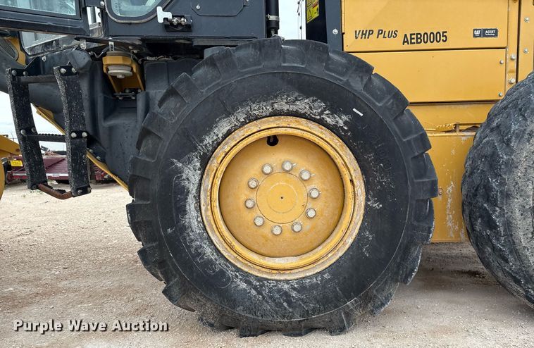 image for item EL2143 2011 Caterpillar 160M2 VHP Plus motor grader