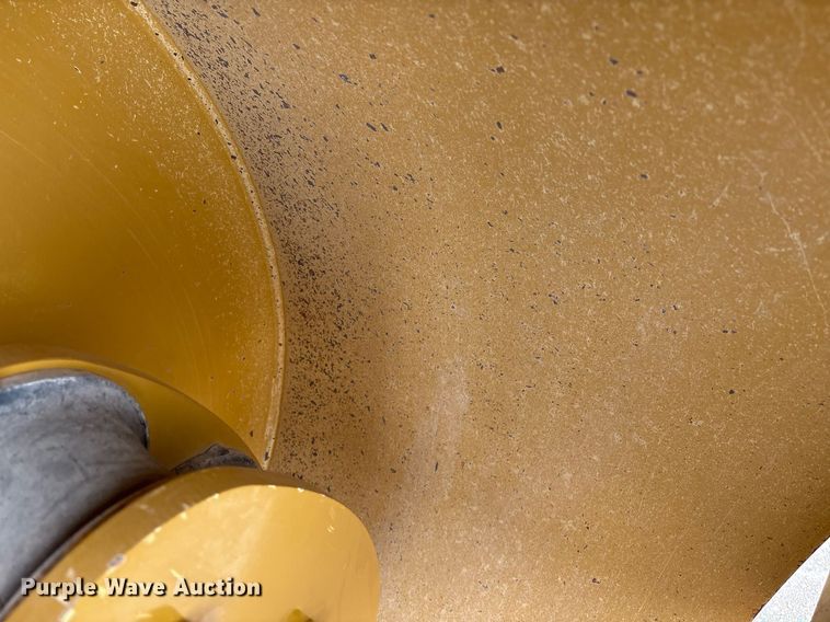 image for item EL2144 2017 Caterpillar CS56B single drum vibratory roller