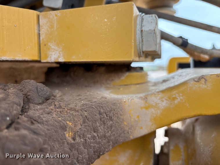 image for item EL2144 2017 Caterpillar CS56B single drum vibratory roller