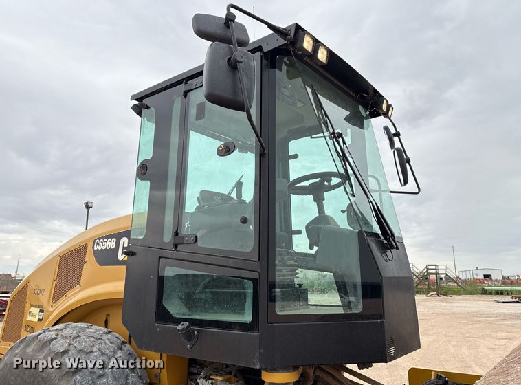 image for item EL2144 2017 Caterpillar CS56B single drum vibratory roller