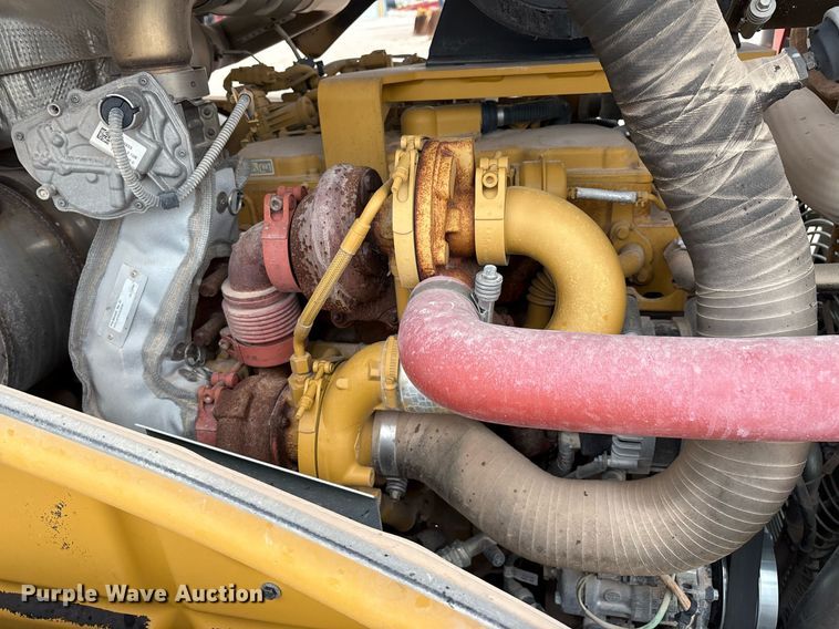 image for item EL2144 2017 Caterpillar CS56B single drum vibratory roller