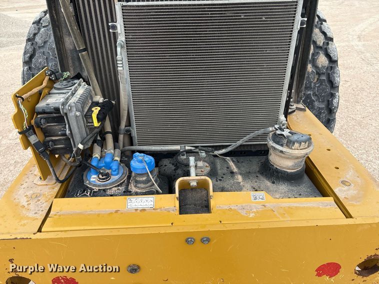 image for item EL2144 2017 Caterpillar CS56B single drum vibratory roller