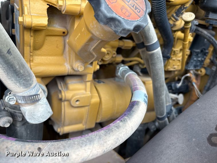 image for item EL2144 2017 Caterpillar CS56B single drum vibratory roller