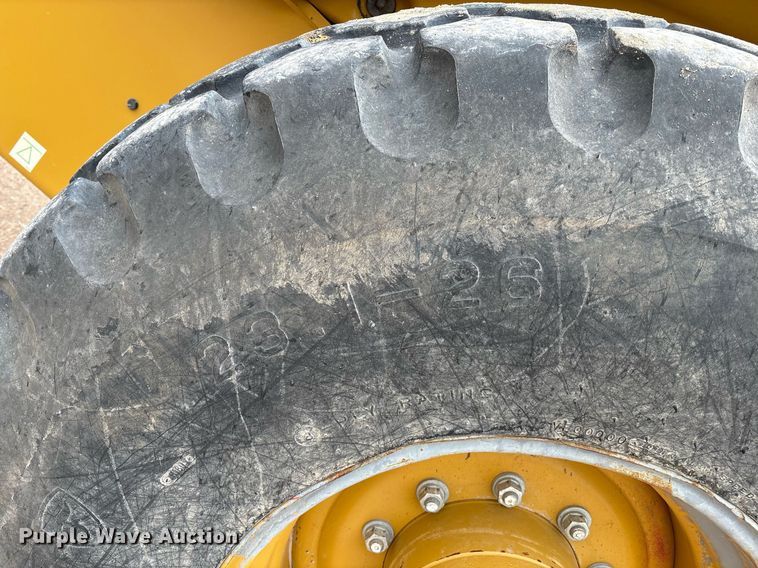 image for item EL2144 2017 Caterpillar CS56B single drum vibratory roller