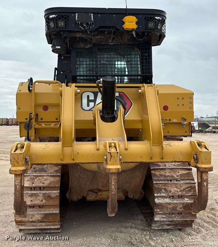 image for item EL2145 2020 Caterpillar D6 dozer