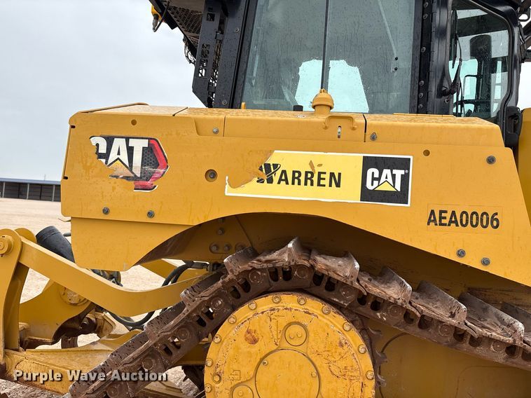 image for item EL2145 2020 Caterpillar D6 dozer