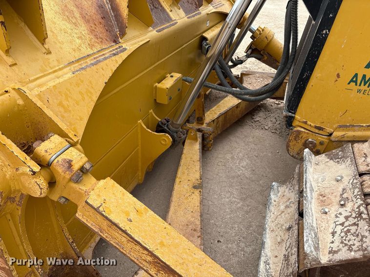 image for item EL2145 2020 Caterpillar D6 dozer