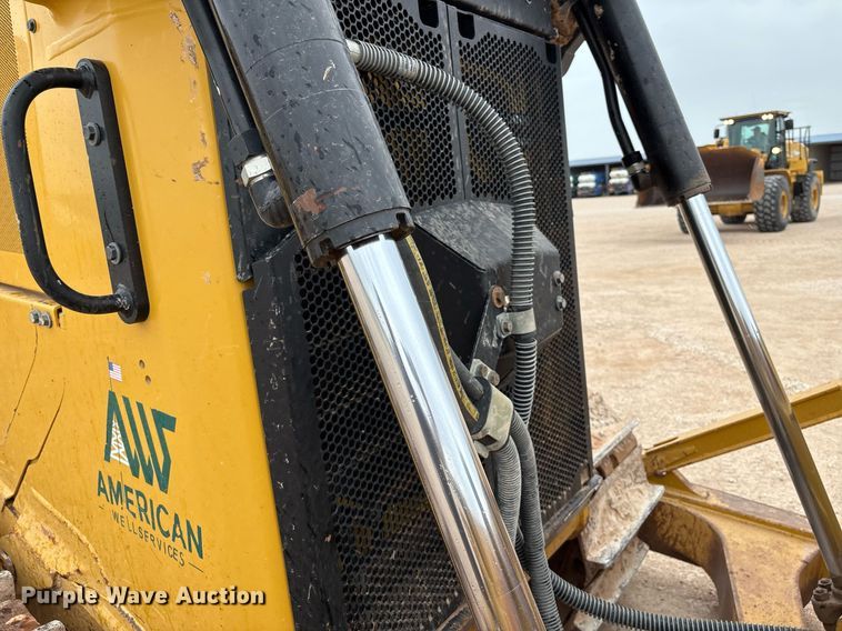 image for item EL2145 2020 Caterpillar D6 dozer