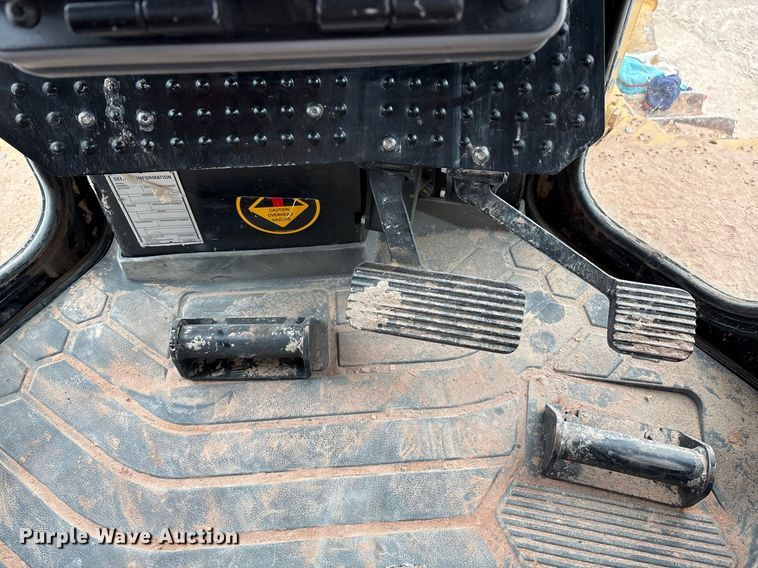 image for item EL2145 2020 Caterpillar D6 dozer