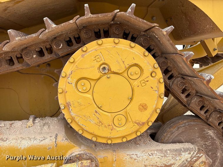 image for item EL2145 2020 Caterpillar D6 dozer