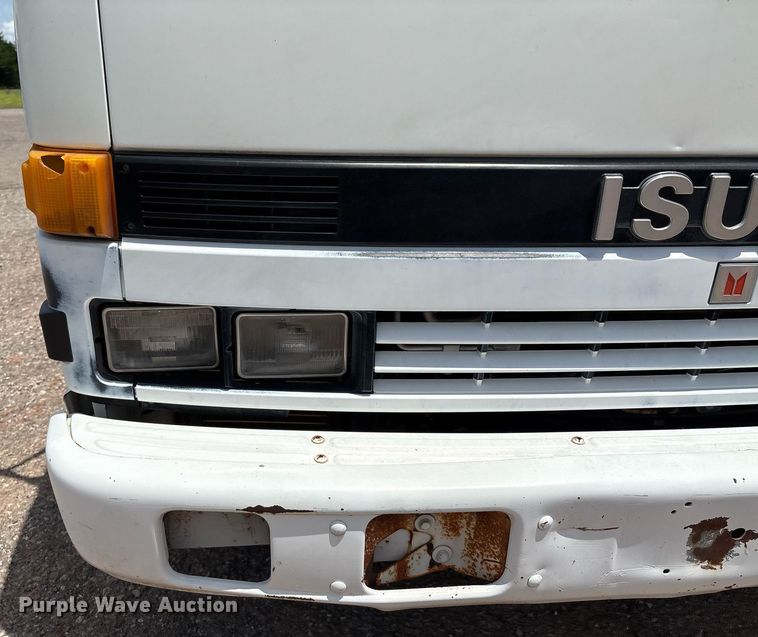 image for item EL2150 1995 Isuzu NPR vacuum truck