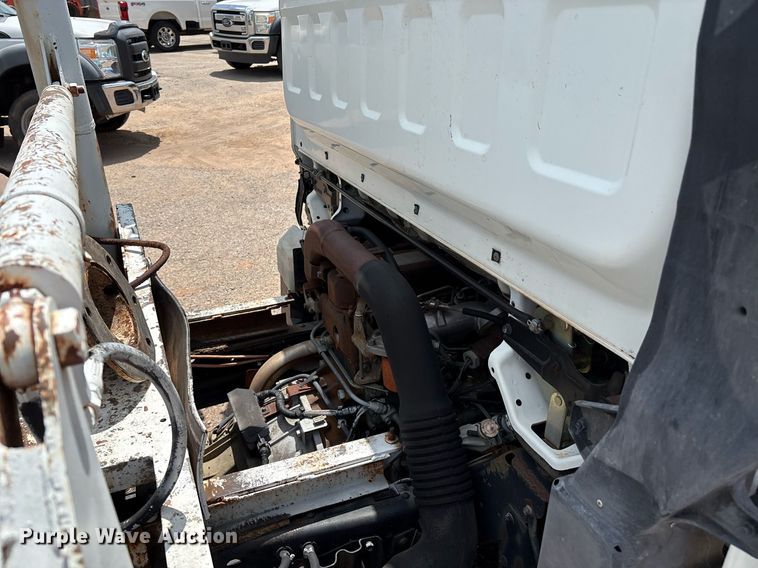 image for item EL2150 1995 Isuzu NPR vacuum truck