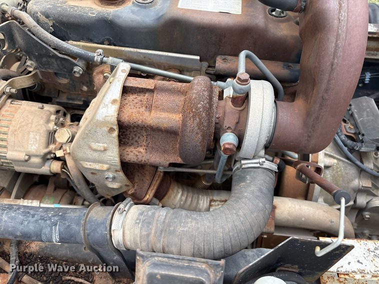 image for item EL2150 1995 Isuzu NPR vacuum truck