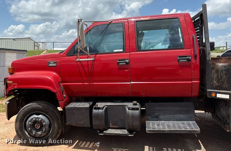 image for item EL2151 2000 Chevrolet C7500 Crew Cab dump flatbed truck