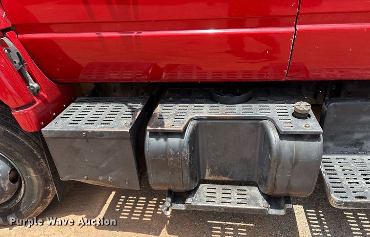 image for item EL2151 2000 Chevrolet C7500 Crew Cab dump flatbed truck