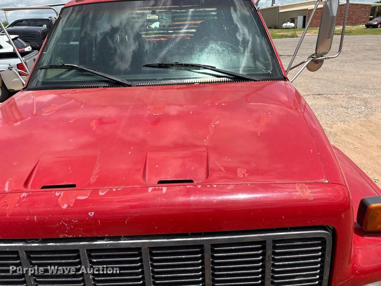 image for item EL2151 2000 Chevrolet C7500 Crew Cab dump flatbed truck