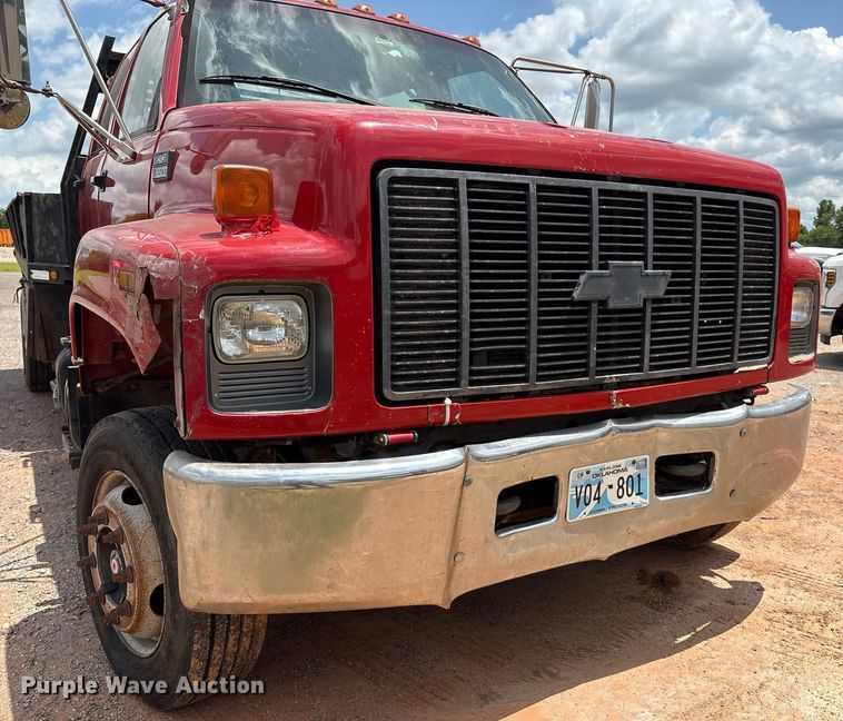 image for item EL2151 2000 Chevrolet C7500 Crew Cab dump flatbed truck