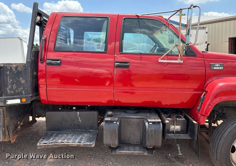 image for item EL2151 2000 Chevrolet C7500 Crew Cab dump flatbed truck