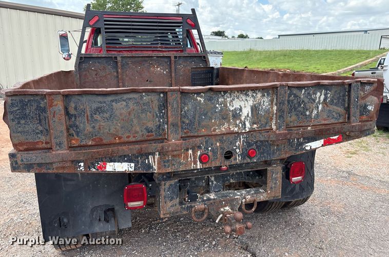 image for item EL2151 2000 Chevrolet C7500 Crew Cab dump flatbed truck