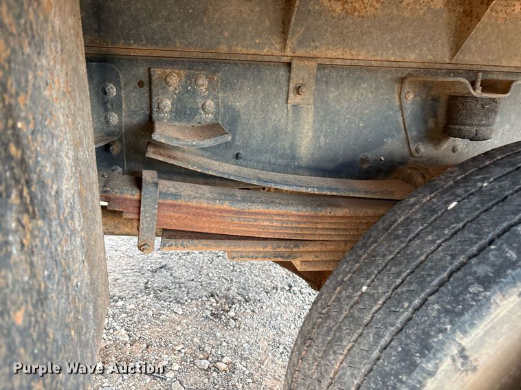 image for item EL2151 2000 Chevrolet C7500 Crew Cab dump flatbed truck