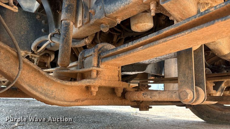 image for item EL2151 2000 Chevrolet C7500 Crew Cab dump flatbed truck