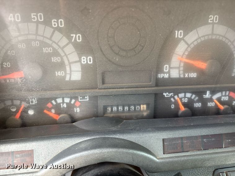 image for item EL2151 2000 Chevrolet C7500 Crew Cab dump flatbed truck