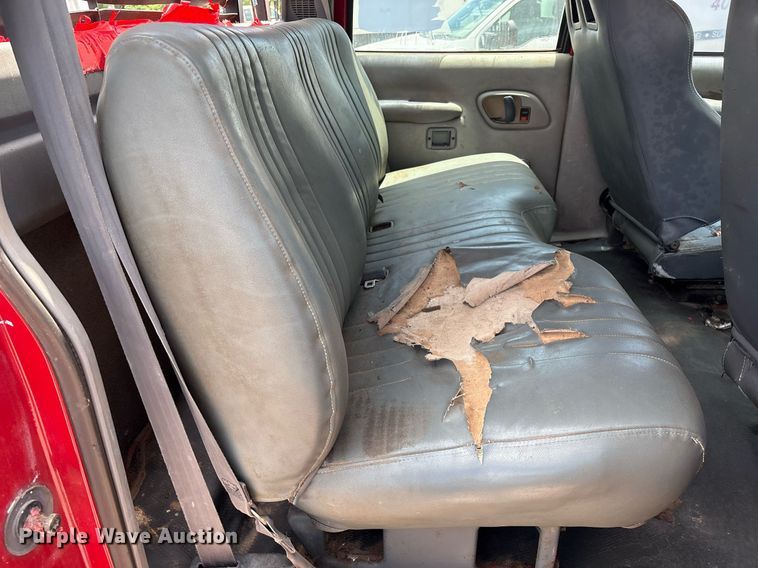 image for item EL2151 2000 Chevrolet C7500 Crew Cab dump flatbed truck