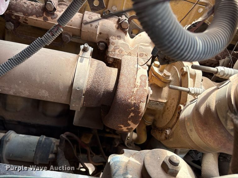 image for item EL2151 2000 Chevrolet C7500 Crew Cab dump flatbed truck