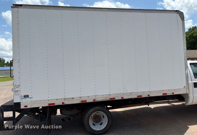 image for item EL2152 2012 Ford F550 Super Duty XL box truck