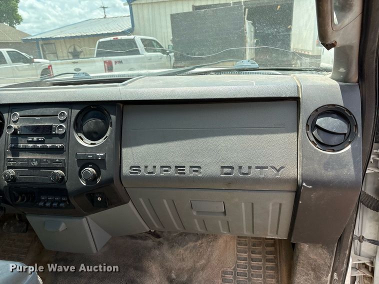 image for item EL2152 2012 Ford F550 Super Duty XL box truck