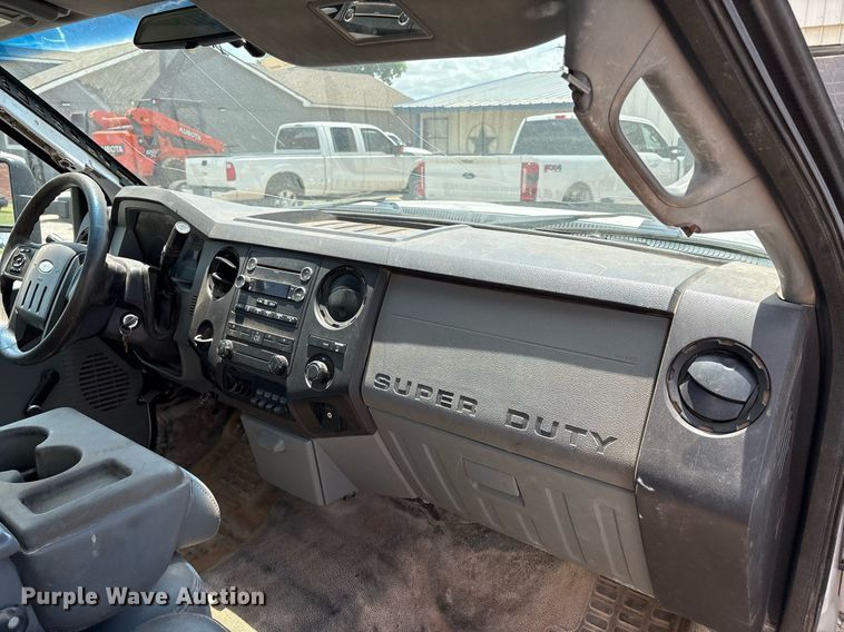 image for item EL2152 2012 Ford F550 Super Duty XL box truck