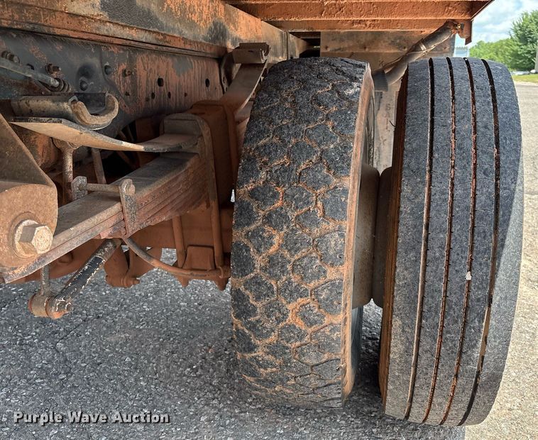 image for item EL2152 2012 Ford F550 Super Duty XL box truck