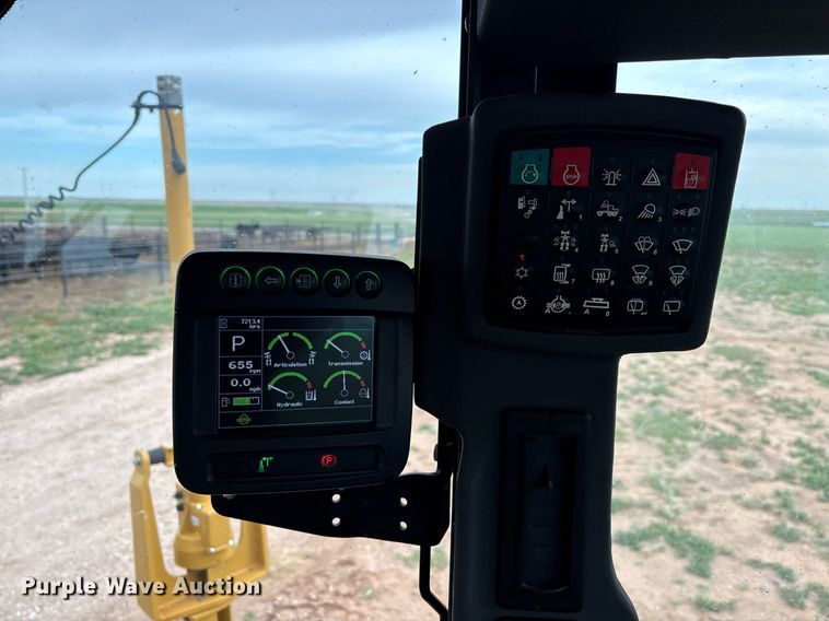 image for item EL2157 2013 John Deere 772G motor grader