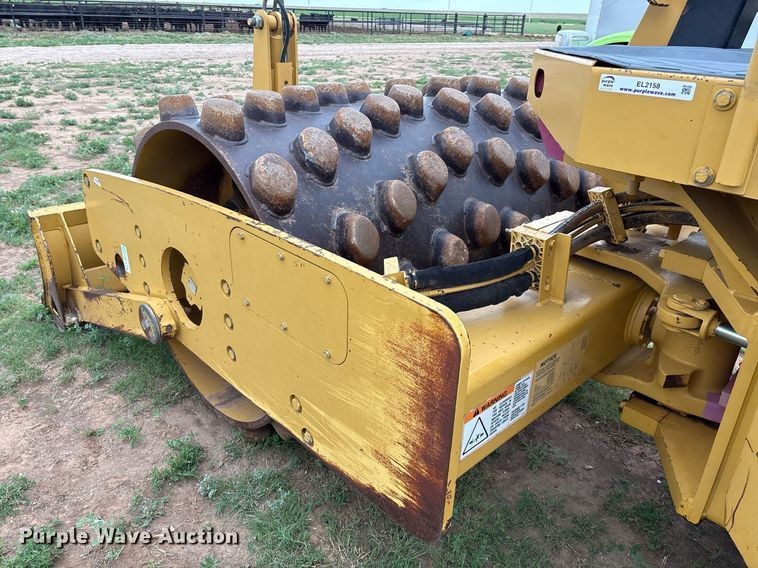 image for item EL2158 2005 Caterpillar CP433E single drum vibratory roller