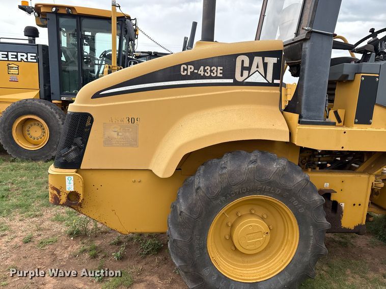 image for item EL2158 2005 Caterpillar CP433E single drum vibratory roller