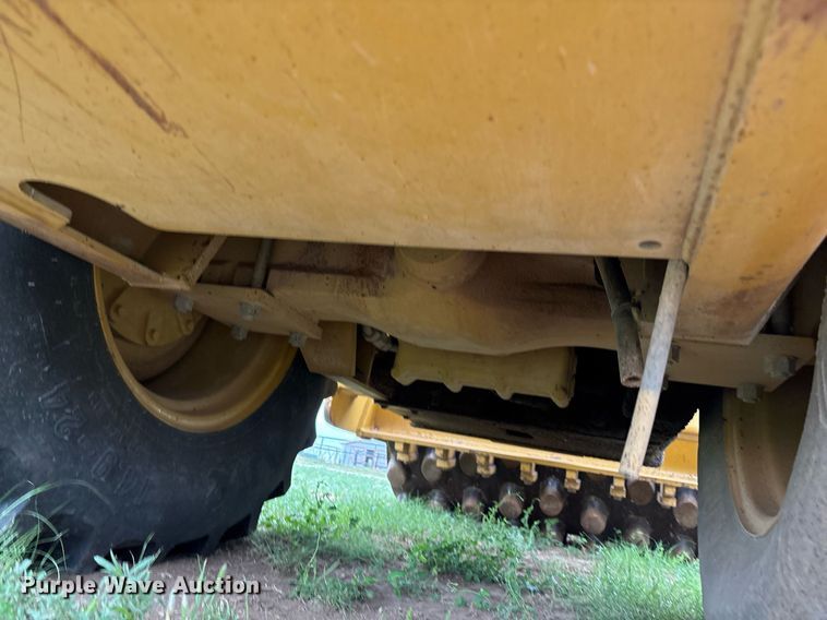 image for item EL2158 2005 Caterpillar CP433E single drum vibratory roller