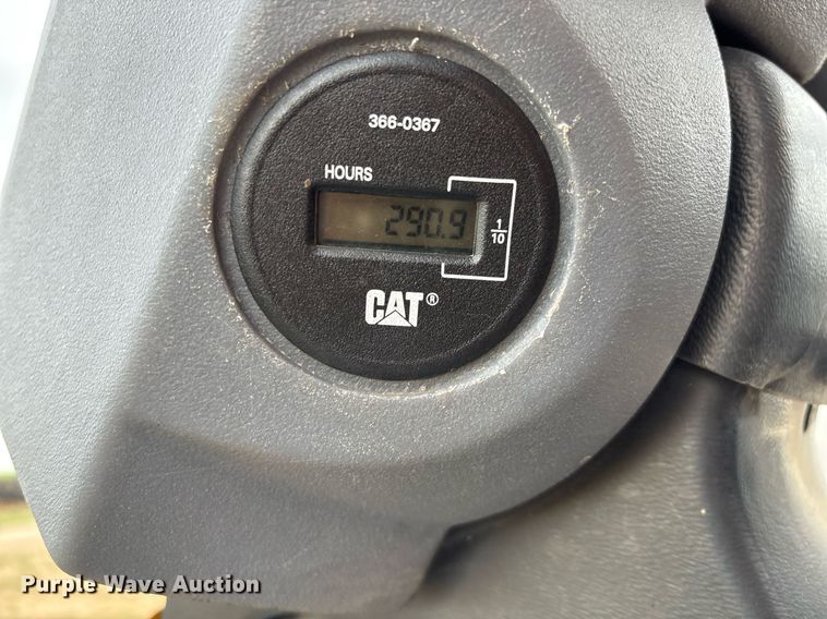 image for item EL2158 2005 Caterpillar CP433E single drum vibratory roller