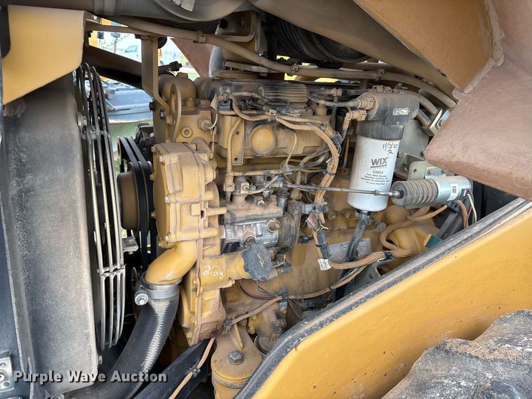 image for item EL2158 2005 Caterpillar CP433E single drum vibratory roller