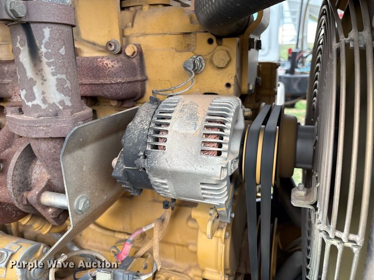 image for item EL2158 2005 Caterpillar CP433E single drum vibratory roller