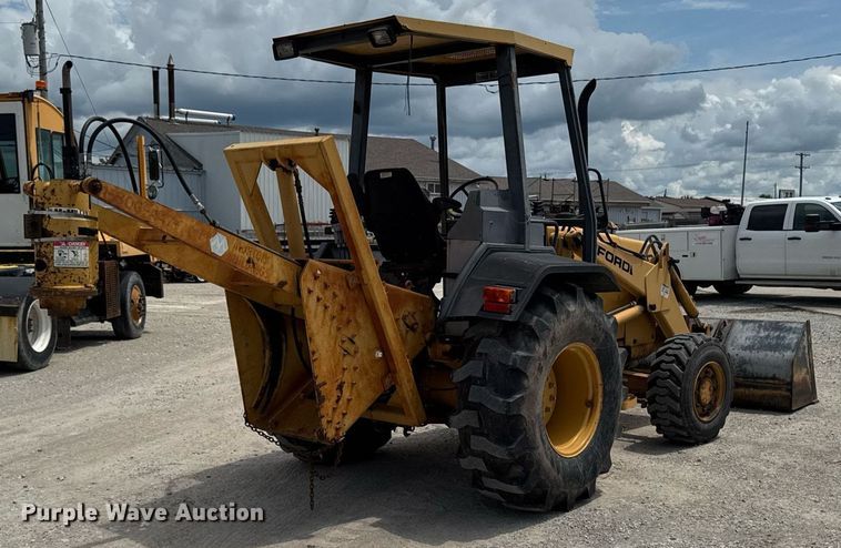 image for item EM2103 Ford 455D landscape tractor