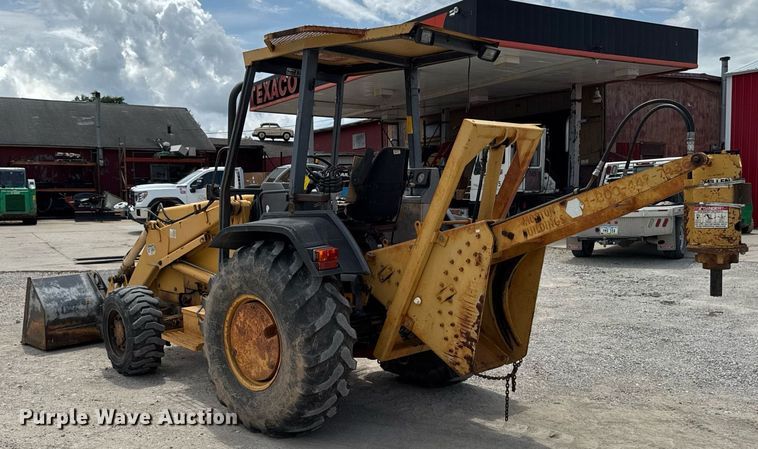 image for item EM2103 Ford 455D landscape tractor