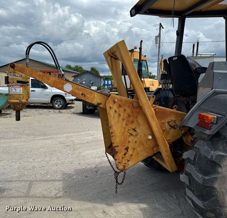 image for item EM2103 Ford 455D landscape tractor