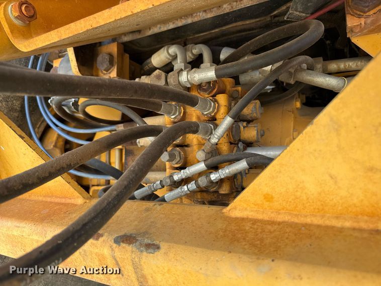 image for item EM2103 Ford 455D landscape tractor